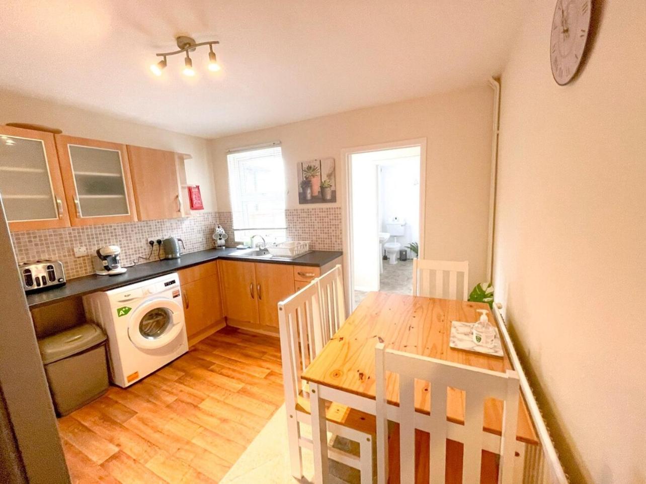 Sittingbourne Terrace Villa Buitenkant foto